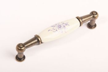 Handle porcelain with blue flower and bronze antique 96mm