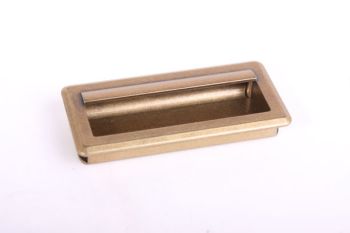 Handle recessed bronze antique 96mm (107x51mm)