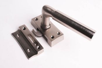 Window catch Bauhaus brushed nickel with strike plate right