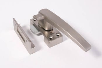 Handle left or right with ventilation cam incl. stop plate