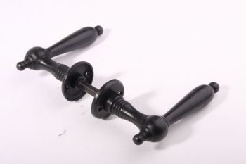Black door handle 140mm per pair with round rosettes