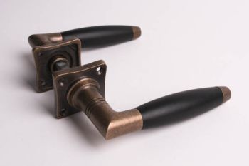 Door handle barrel model short bronze antique with ebony spacer per pair including rosettes
