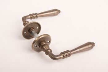 Door handle classic bronze antique with round rosettes per pair