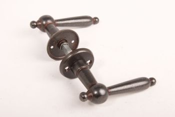 Country door handle cast iron rust including rosettes per pair 112mm