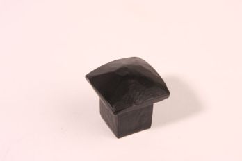 Knob black square 26mm gross